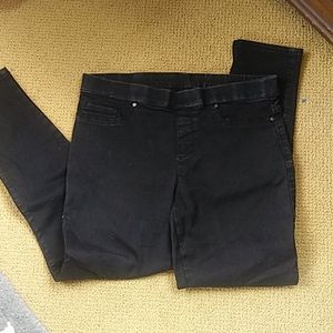 Slip on black jeggings